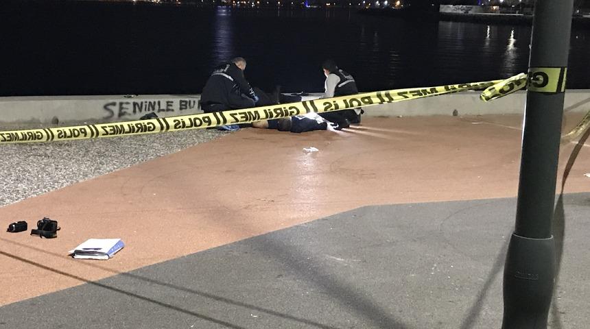 İzmir'de denize düşen kişi hayatını kaybetti