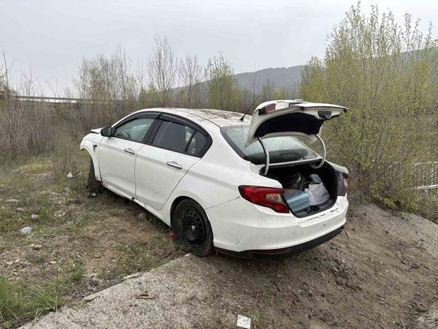 Kastamonu’da su kanalına düşen otomobildeki 4 kişi yaralandı 1