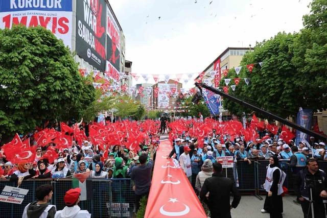 Memur-Sen, 1 Mayıs’ı Çorum’da kutladı 2