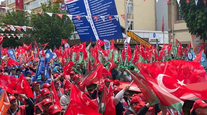 Memur-Sen, 1 Mayıs&rsquo;ı &Ccedil;orum&rsquo;da kutladı