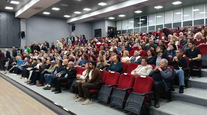 G&ouml;me&ccedil;&rsquo; de bahara merhaba konseri yoğun ilgi g&ouml;rd&uuml;