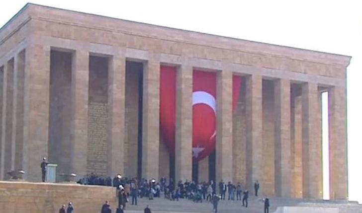 Devlet erkanı Anıtkabir'i ziyaret etti  G5