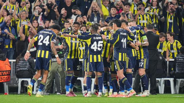 Fenerbahçe'de dev transfer operasyonu! Üç yıldıza 59 milyon euro