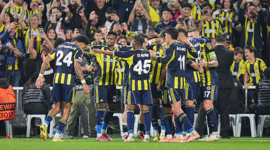 Fenerbah&ccedil;e'de dev transfer operasyonu! &Uuml;&ccedil; yıldıza 59 milyon euro