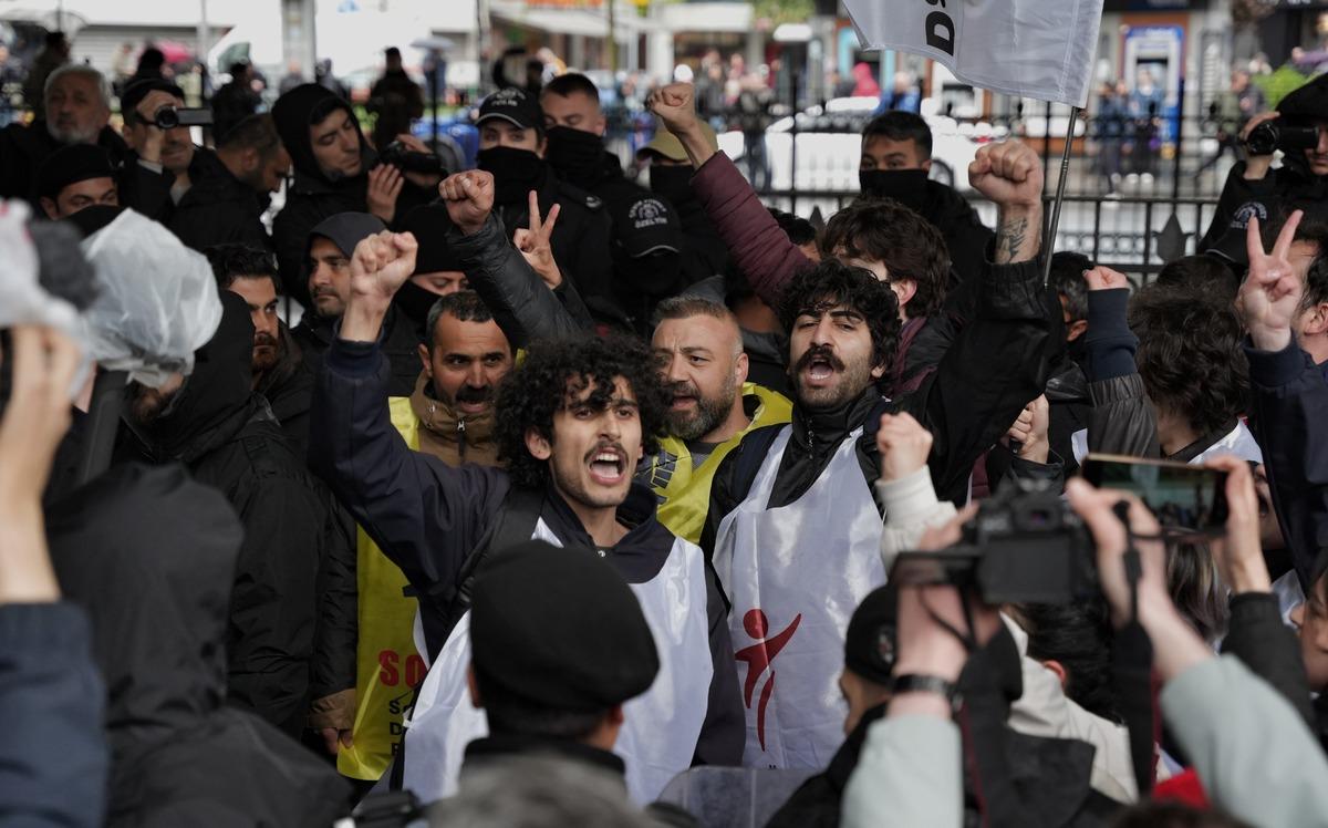 İstanbul Valiliği duyurdu! 1 Mayıs ta 575 kişi g&ouml;zaltına alındı 2