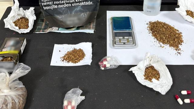 Düzce'de uyuşturucu operasyonu! 4 kişi gözaltına alındı