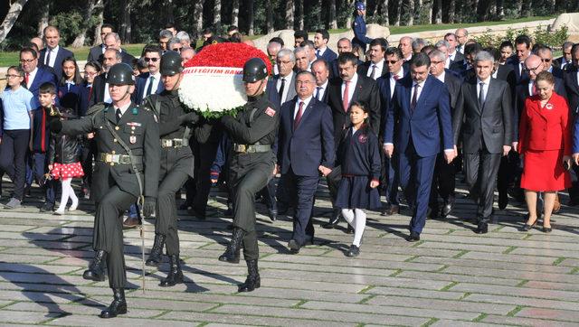 Anıtkabir'de 23 Nisan coşkusu