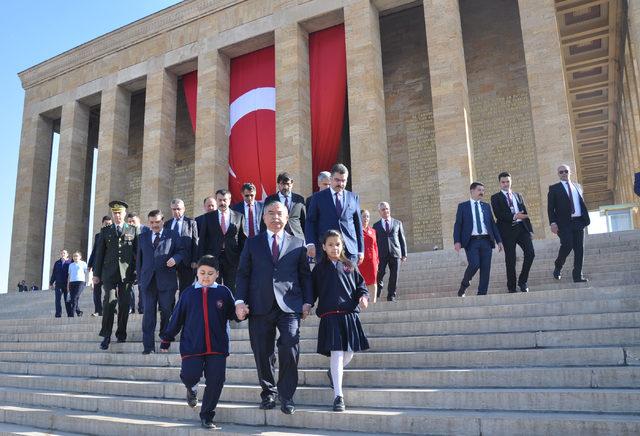 Anıtkabir'de 23 Nisan coşkusu