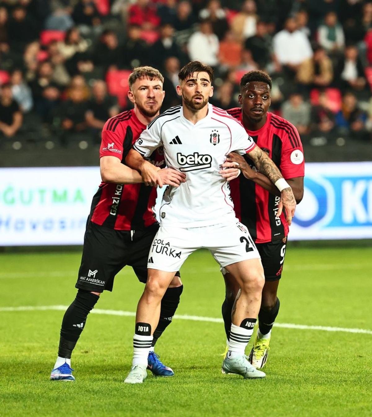 Gaziantep te Kartal rüzgarı! Beşiktaş 3 puanı 2 golle aldı 6
