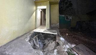 Yer: Edirne! Evin girişindeki beton zemin &ccedil;&ouml;kt&uuml;