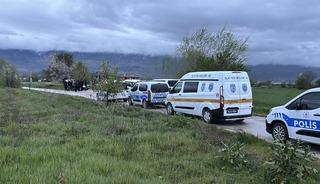 Konuşmaya &ccedil;ağrılan gen&ccedil;lere silahlı saldırı: 1'i ağır 2 yaralı