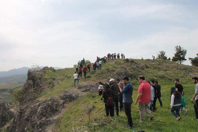 Uşak Üniversitesi öğrencileri Eskigediz’e hayran kaldı