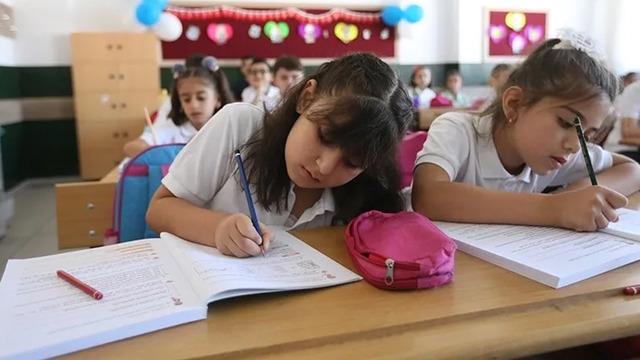 Ara tatil kaldırılıyor mu? Bakan Tekin'den açıklama geldi