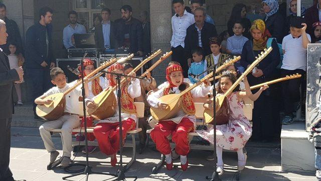 23 Nisan Develi’de Coşkuyla Kutlandı