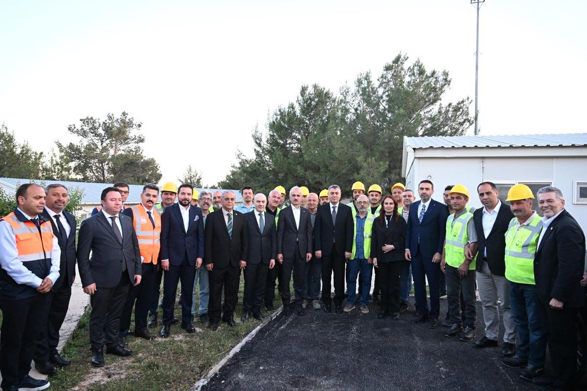 105 dakikalık yol 70 dakikaya d&uuml;şecek! 6 t&uuml;nel tamamlandı 3
