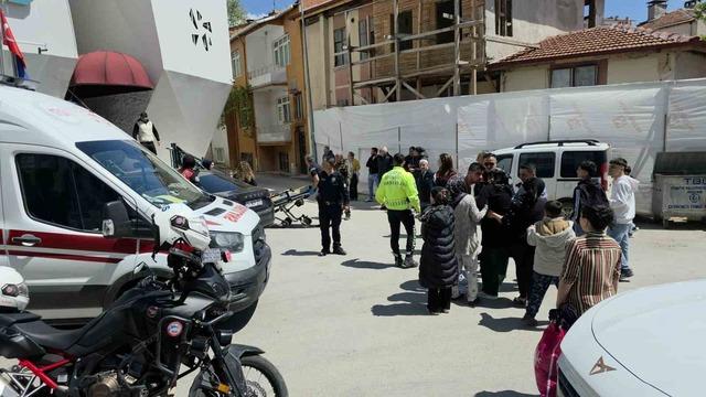 Edirne&rsquo;de iki grup arasında bı&ccedil;aklı kavga: 3 yaralı 2