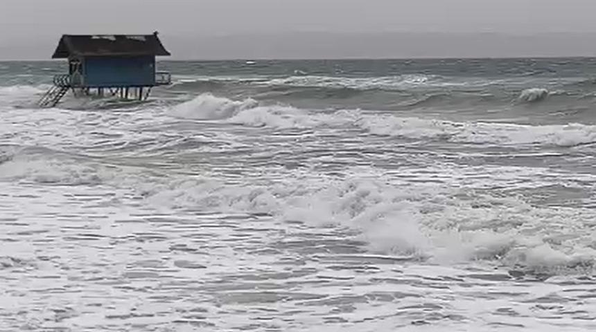  Marmara ve Batı Karadeniz i&ccedil;in 'fırtına' uyarısı