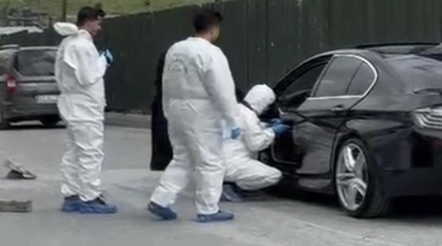 Beylikd&uuml;z&uuml;'nde ara&ccedil; i&ccedil;erisinde silahla vurulmuş halde bulundu