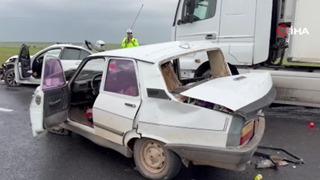Siverek'te zincirleme trafik kazası: 2 ölü, 2 yaralı 