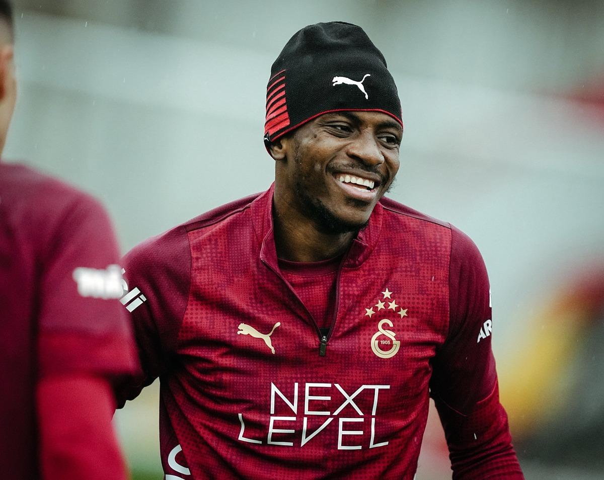 Galatasaray da Victor Osimhen şampiyonluk maçında tarihe geçti! 4