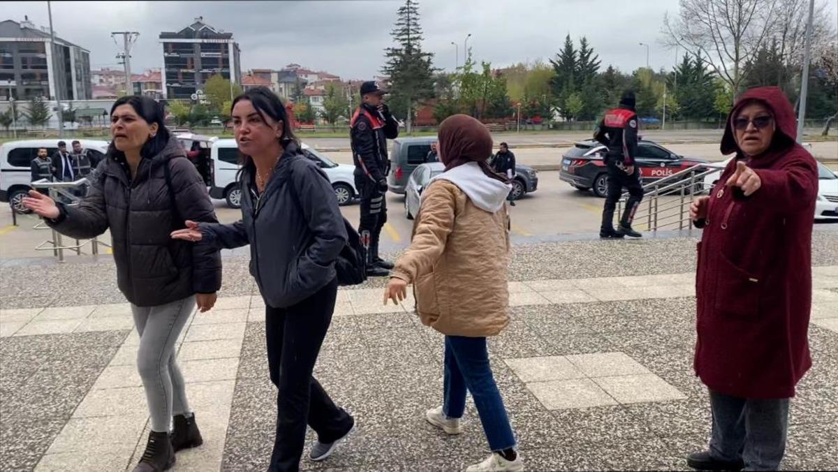 Bolu&rsquo;da iki genci silahla yaralayan 3 ş&uuml;pheli tutuklandı 2