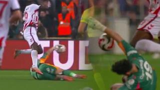 Galatasaray'da olmaz denen oldu! Günay Güvenç kırmızı kart gördü