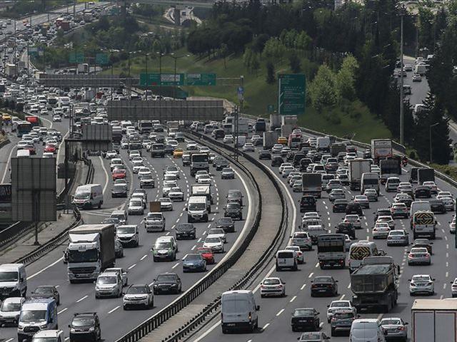 Bug&uuml;n İstanbul'da trafiğe kapalı yollar belli oldu