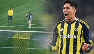 Kimse fark etmemişti! F.Bah&ccedil;e'nin yıldızından trib&uuml;nlere el hareketi: Gece yarısı olay paylaşım