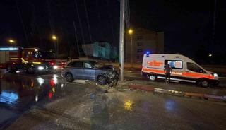 Karaman&rsquo;da cip trafik levhasına &ccedil;arptı: 1 yaralı