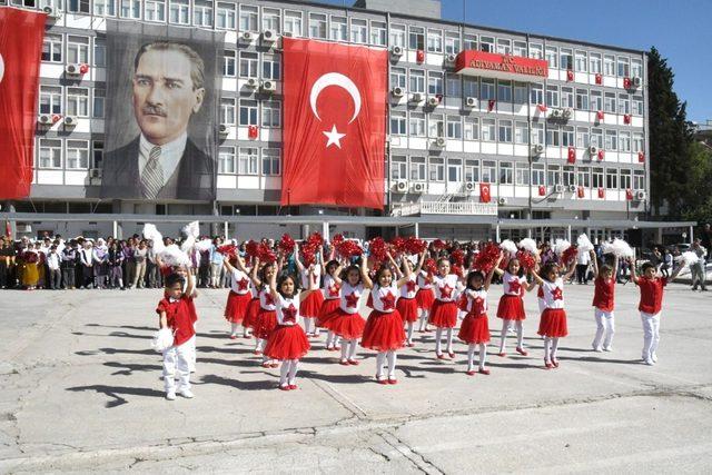 23 Nisan Adıyaman’da coşkuyla kutlandı