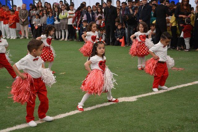 Kato Dağı eteklerinde 23 Nisan coşkusu