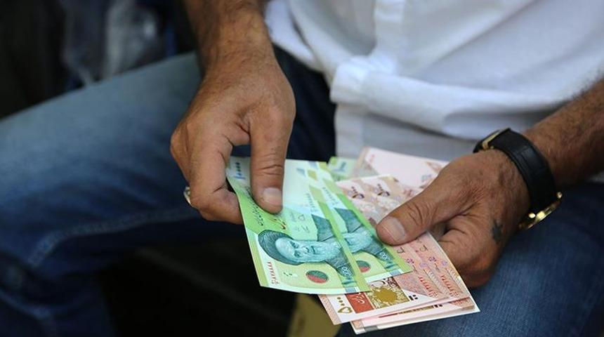İran'da dolar fırladı! Yerel para birimi değer kaybediyor