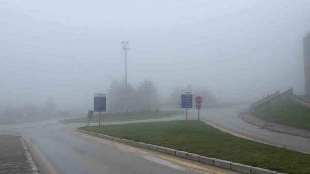 Bolu&rsquo;da sis g&ouml;r&uuml;ş mesafesini d&uuml;ş&uuml;rd&uuml; 3