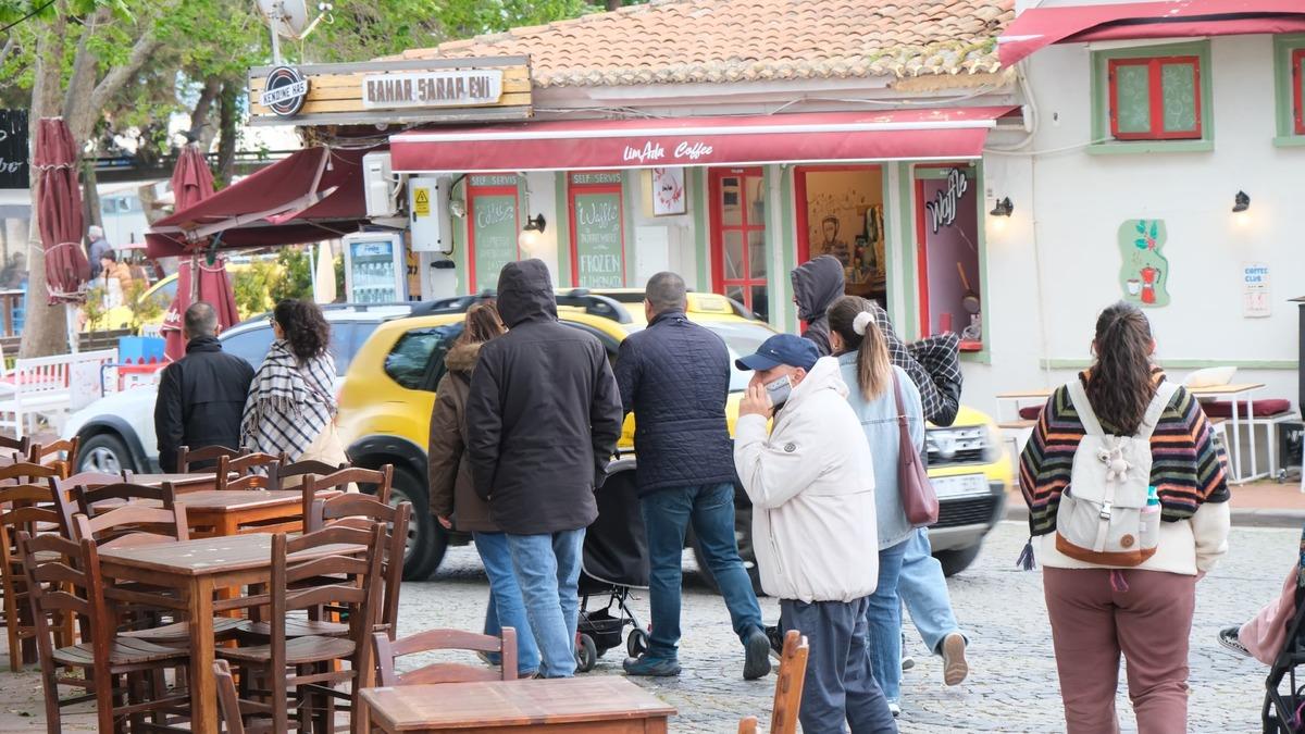 Tıklım tıklım oldu:  Akın akın geldiler  Beklentilerini aştı 7