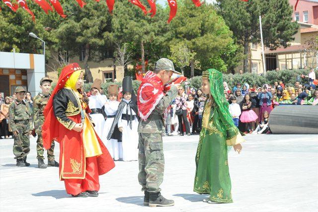 23 Nisan Ulusal Egemenlik ve Çocuk Bayramı