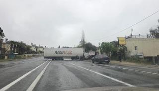 Yağışlı hava kazayı getirdi