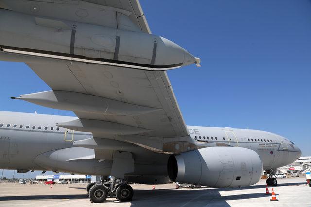 Dünyanın en özel uçakları Antalya'ya gelmeye başladı