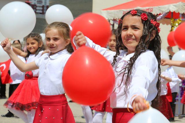 23 Nisan  Ulusal Egemenlik ve Çocuk Bayramı