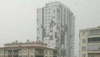 Sağanak ve fırtına Bossan Hastanesine b&uuml;y&uuml;k zarar verdi