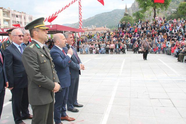 Amasya’da 23 Nisan coşkuyla kutlandı