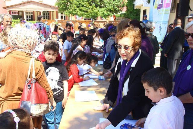 Körfez Kadın Emeği Dayanışma Derneğinden 23 Nisan Şenliği