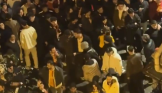 Amedsporlu taraftarlar Galatasaraylı taraftarlar karşı karşıya geldi! 