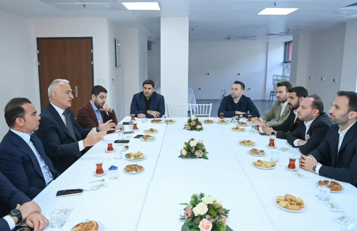 Kurban Bayramı tatili ka&ccedil; g&uuml;n? 9 g&uuml;n olur mu? Kabine Toplantısı bug&uuml;n, Erdoğan a&ccedil;ıklayacak 2