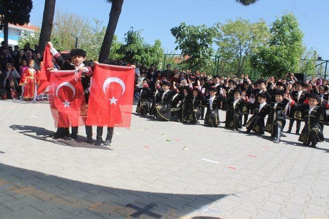 Ulusal Egemenlik ve Çocuk Bayramı Manyas’ta coşku ile kutlandı