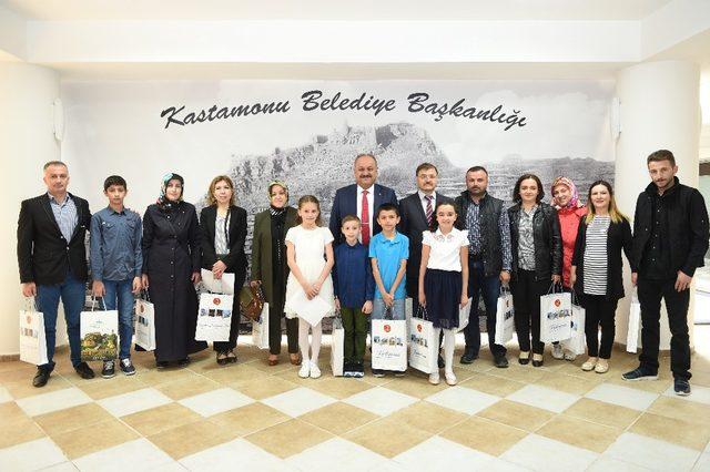 23 Nisan’ın Belediye Başkanı Zeynep Sude oldu