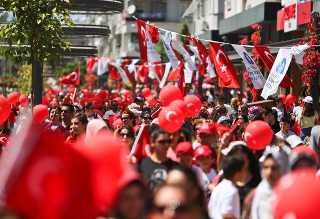 Antalyalılar, çocuklar için yürüdü