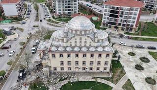 Yıldırımın minaresini yıktığı cami havadan g&ouml;r&uuml;nt&uuml;lendi