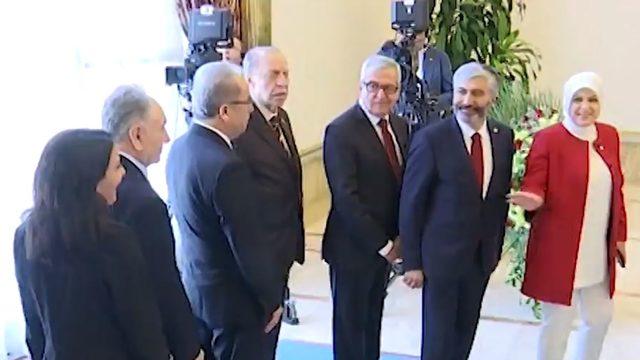 CHP’den İYİ Parti’ye geçen vekille AK Partili vekil arasında dikkat çeken diyalog