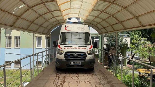 Mersin'den kahreden haber! Hastaneye kaldırılan 4 kişilik aileden çocuklar hayatını kaybetti