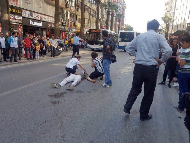 Sivil araçlara kapalı yolda trafik kazası: 2 yaralı